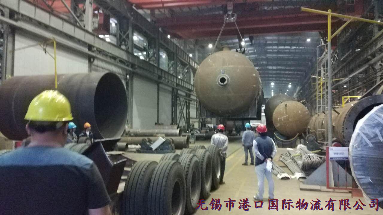 港口國際物流大型設備運輸，大件吊裝